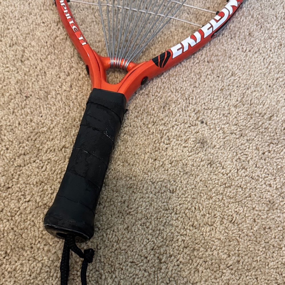 Ektelon 1500 Red and Black Racquetball Racket - Picture 6 of 7